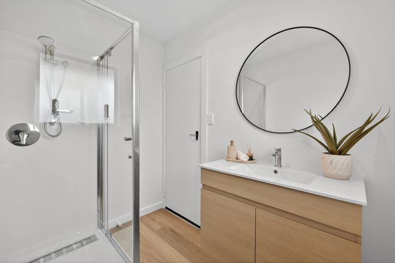 Photo of property in 1/72a Cuffs Road, Wainoni, Christchurch, 8061