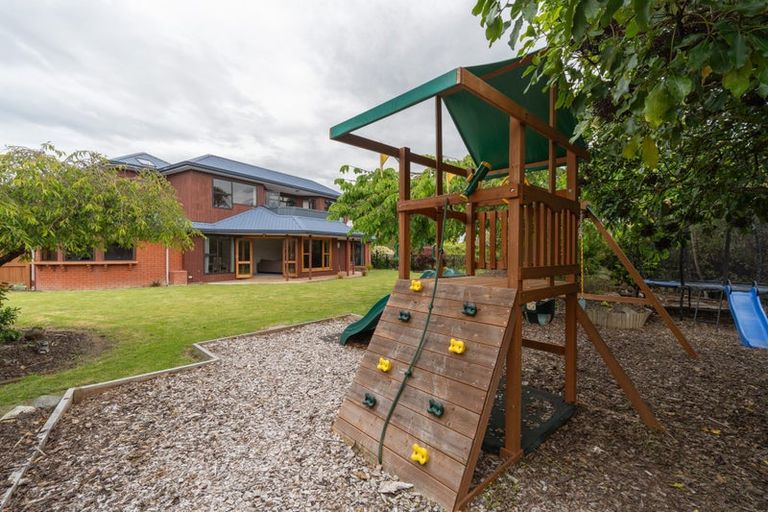 Photo of property in 13 Worsley Street, Te Anau, 9600
