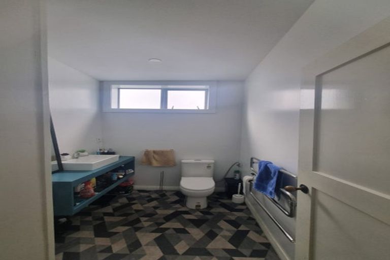 Photo of property in 19 Elizabeth Street, Mount Victoria, Wellington, 6011