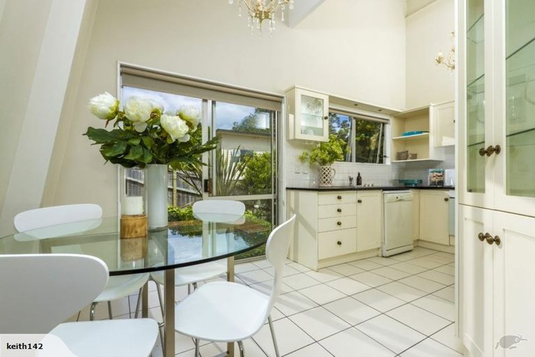 Photo of property in 8 Dakota Avenue, Beach Haven, Auckland, 0626