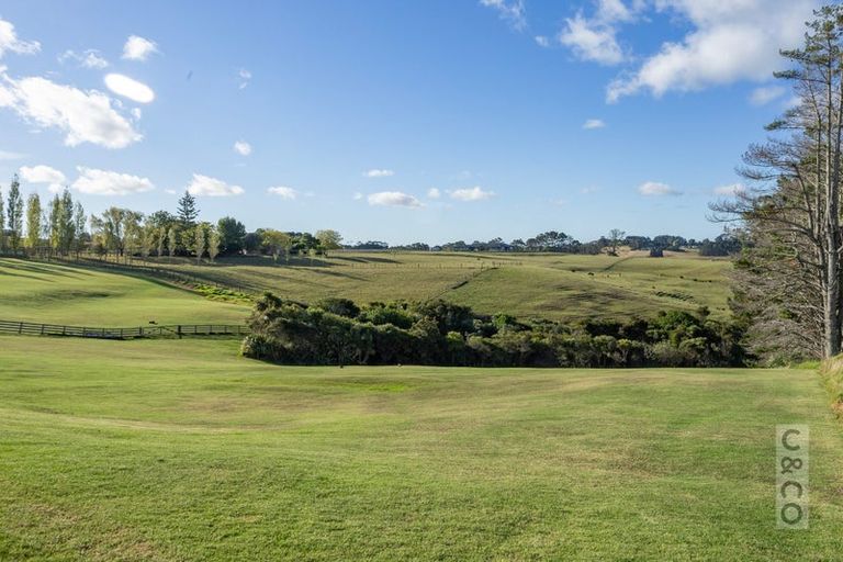 Photo of property in 285 Annandale Road, Taupaki, Henderson, 0782