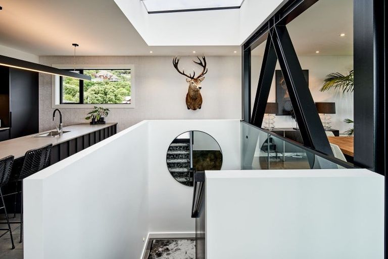 Photo of property in 5 Howard Road, Point Howard, Lower Hutt, 5013