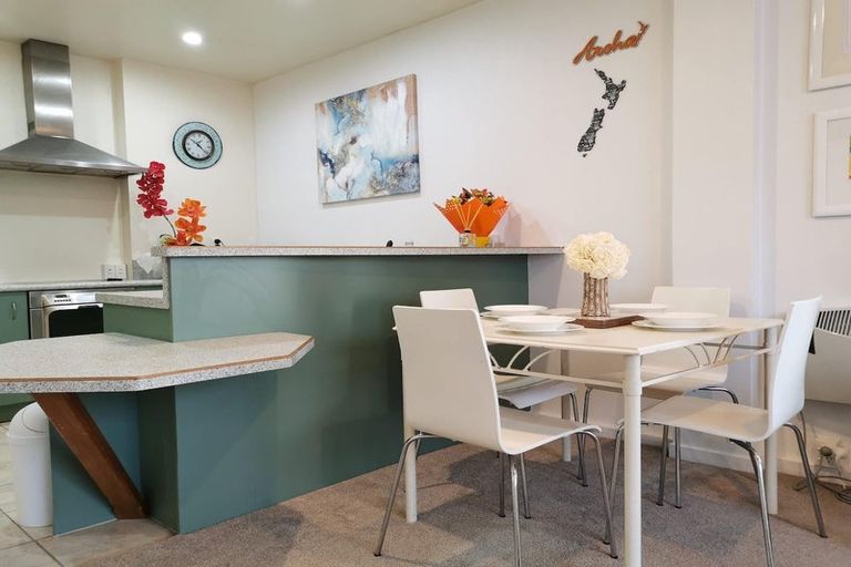 Photo of property in Terrace Tower Apartments, 126 The Terrace, Wellington Central, Wellington, 6011