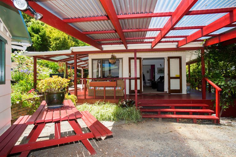 Photo of property in 3 Magnolia Street, Outer Kaiti, Gisborne, 4010