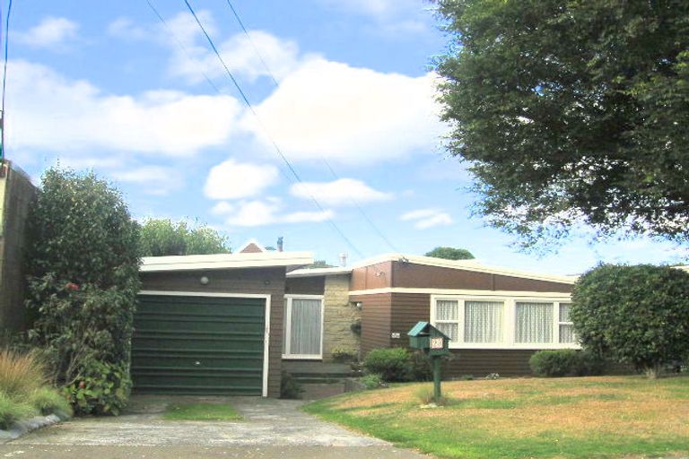 Photo of property in 20 Khouri Avenue, Karori, Wellington, 6012