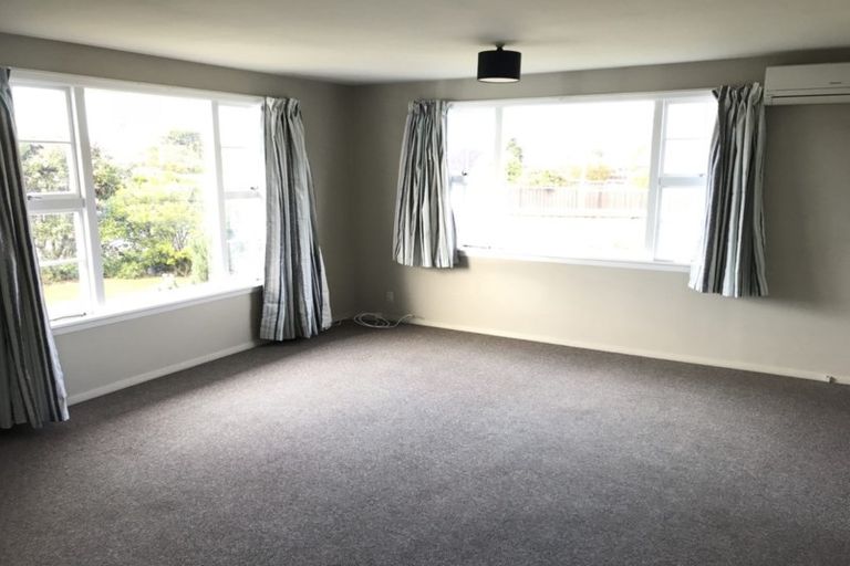 Photo of property in 142 Main Road, Redcliffs, Christchurch, 8081