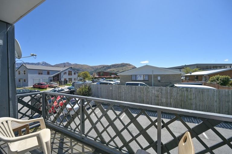 Photo of property in 3 Remarkables Crescent, Frankton, Queenstown, 9300