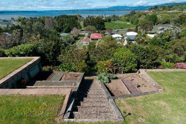 Photo of property in 14 Adela Stewart Drive West, Athenree, Katikati, 3177