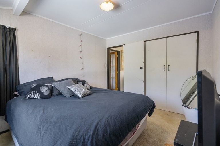 Photo of property in 26 Escort Grove, Awapuni, Palmerston North, 4412