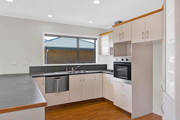 Photo of property in 23 Brown Street, Inglewood, 4330