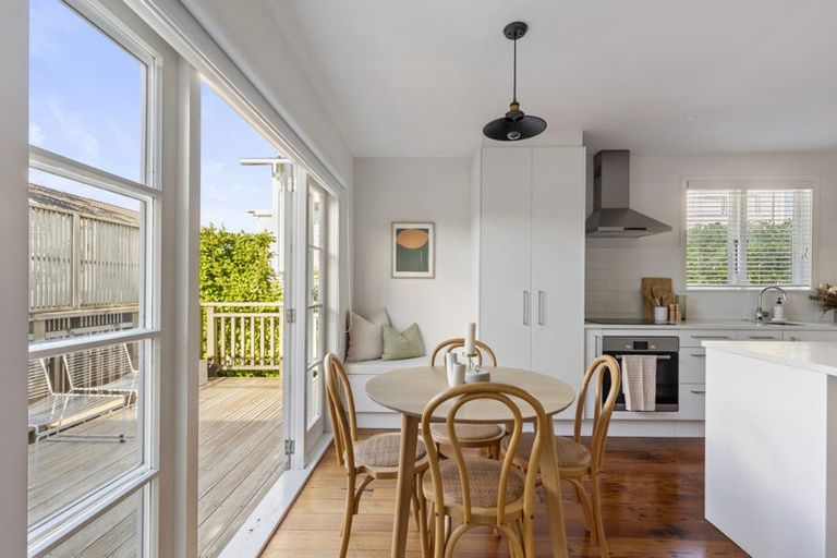 Photo of property in 1 Park Avenue, Birkenhead, Auckland, 0626