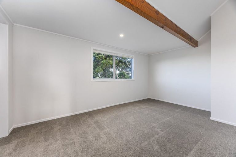 Photo of property in 74 Queen Street, Northcote Point, Auckland, 0627