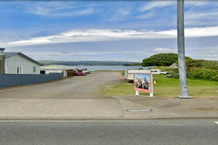 Photo of property in 38 Mana Esplanade, Paremata, Porirua, 5026
