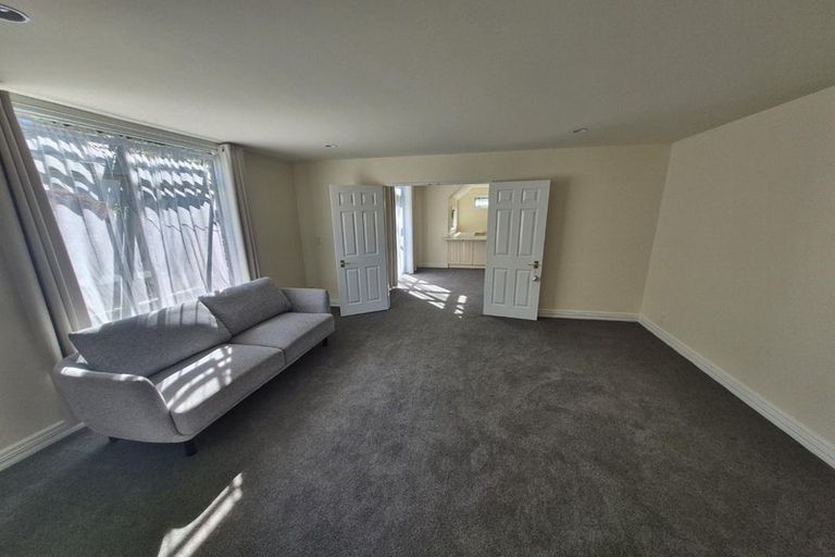 Photo of property in 132 Withells Road, Avonhead, Christchurch, 8042