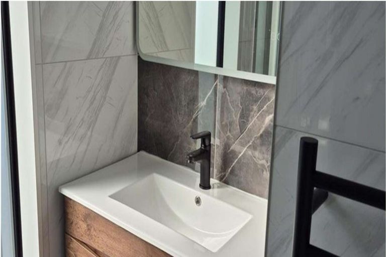 Photo of property in 9 Waikaha Street, Pokeno, 2472