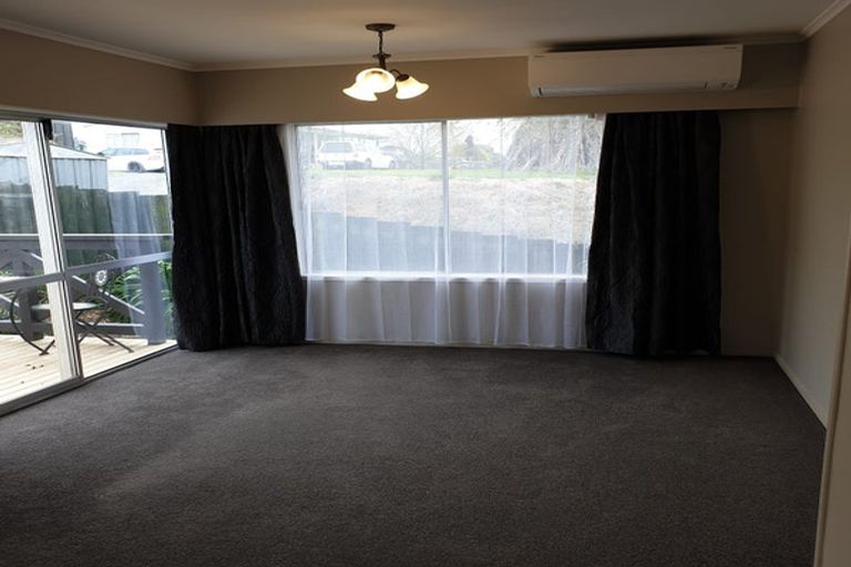 Photo of property in 131b Queen Street, Waiuku, 2123