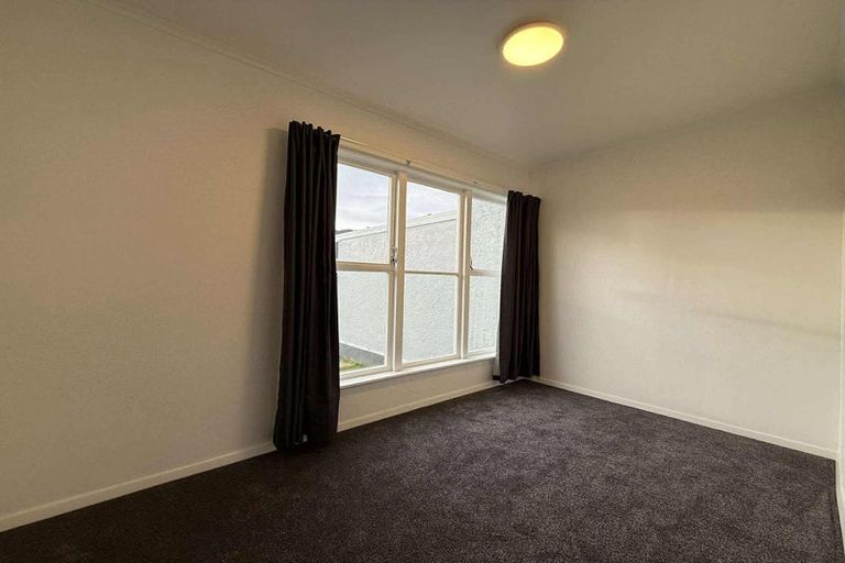 Photo of property in 9 Wainhouse Street, Stokes Valley, Lower Hutt, 5019