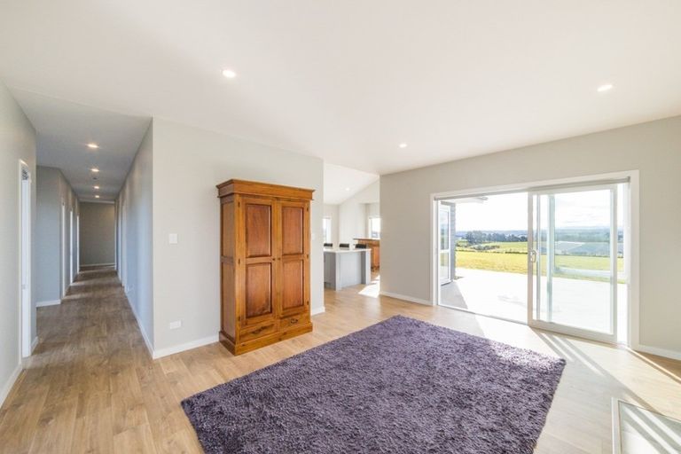 Photo of property in 83 View Road, Halcombe, Feilding, 4779