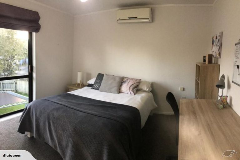 Photo of property in 1/32 Killarney Avenue, Torbay, Auckland, 0630