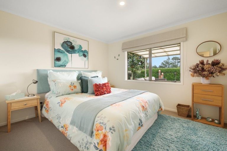 Photo of property in 43 Woodleigh Place, Ohauiti, Tauranga, 3112