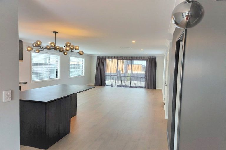 Photo of property in 9 Buddle Road, Paerata, 2124