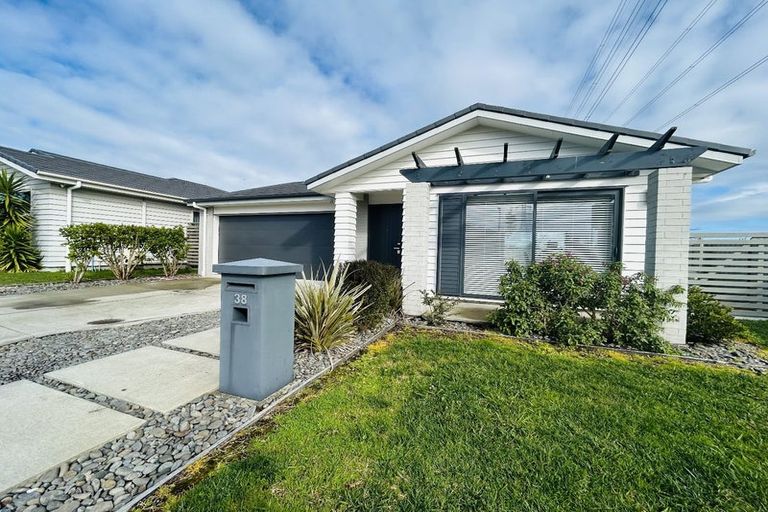 Photo of property in 38 Gum Spear Road, Takanini, 2112