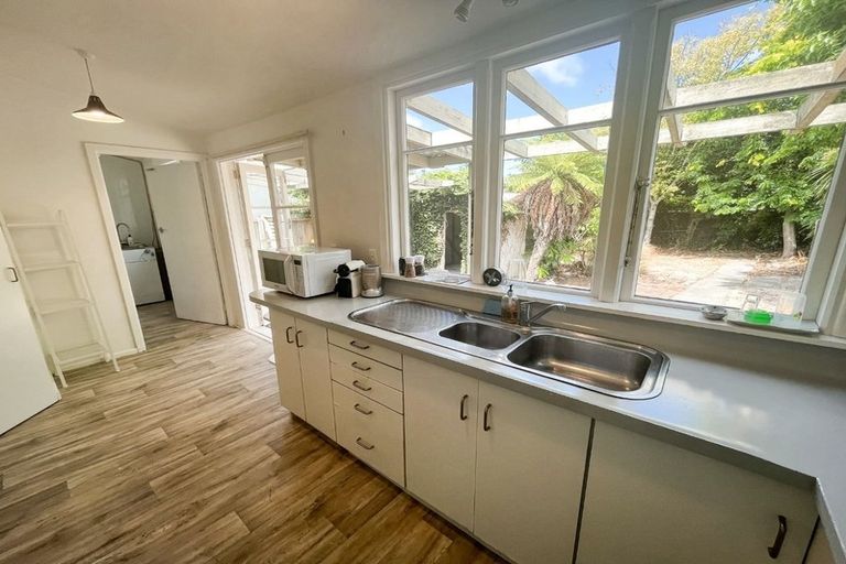 Photo of property in 86 Saint Albans Street, St Albans, Christchurch, 8014