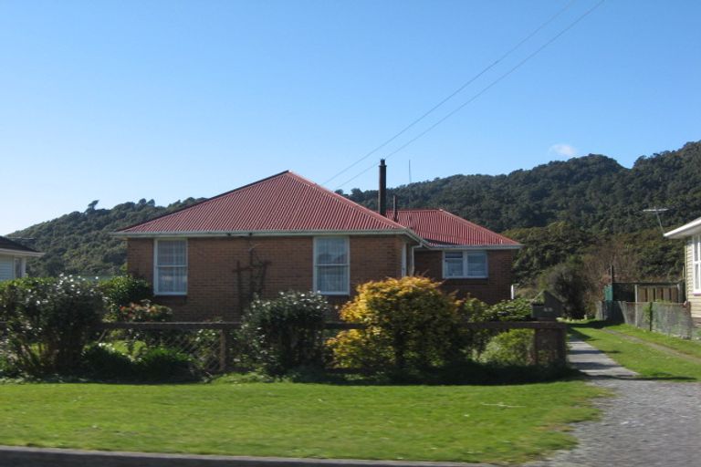 Photo of property in 45 Monro Street, Cobden, Greymouth, 7802
