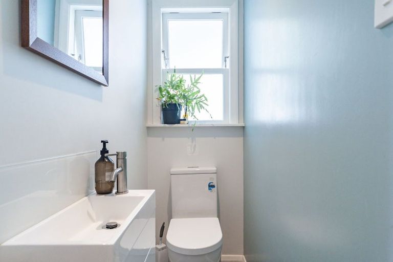 Photo of property in 120 Ohiro Road, Brooklyn, Wellington, 6021