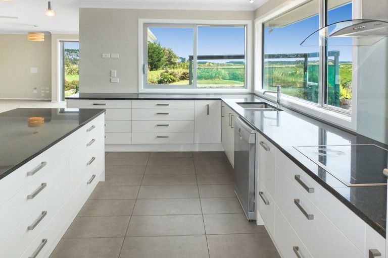 Photo of property in 90 Bergin Road, Foxton, 4814