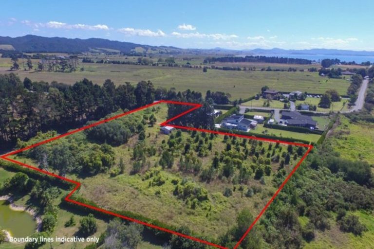 Photo of property in 73 Pyle Road East, Ruakaka, 0171