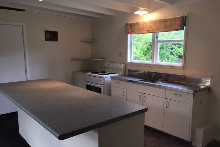 Photo of property in 86 Marine Parade, Otaki Beach, Otaki, 5512