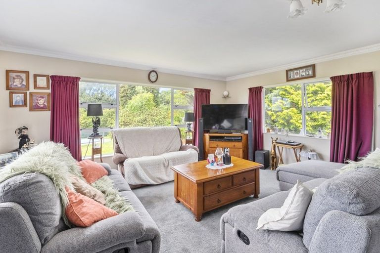 Photo of property in 5 Buckley Road, Shannon, Palmerston North, 4474