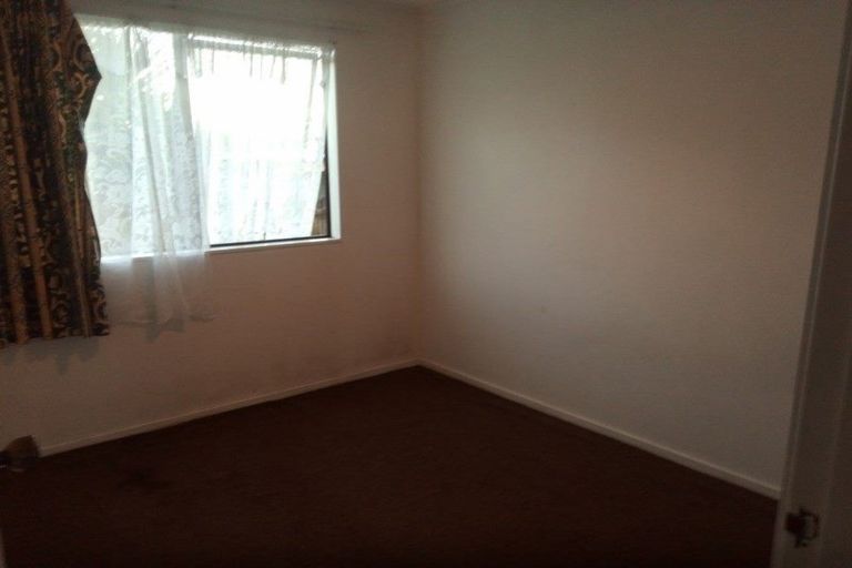 Photo of property in 2/19 Dunstan Place, Otara, Auckland, 2023