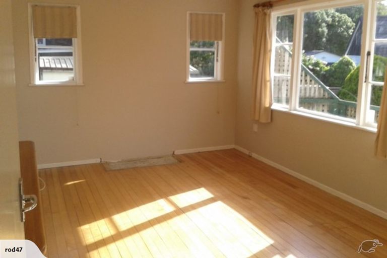 Photo of property in 9 Rimu Road, Kelburn, Wellington, 6012