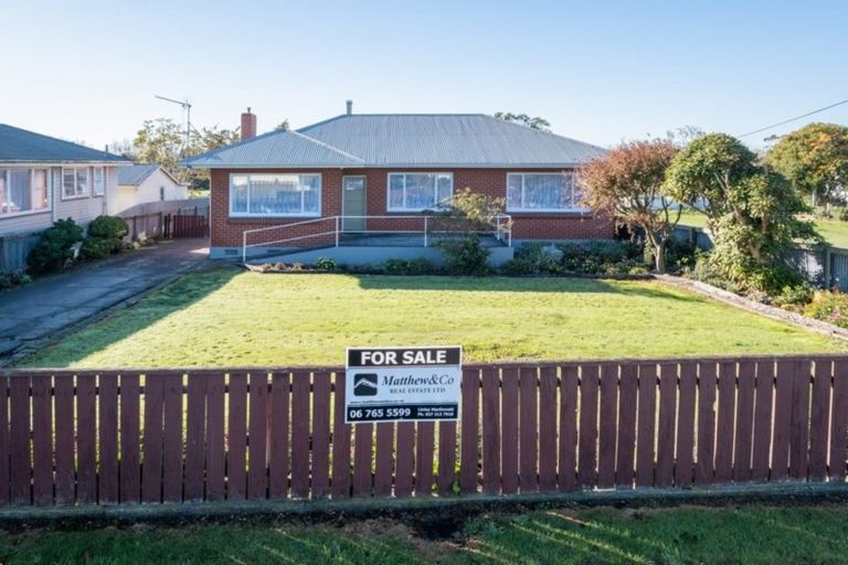 Photo of property in 40 High Street, Eltham, 4322