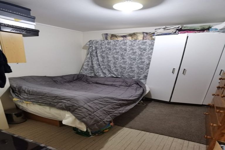 Photo of property in 395 Bucklands Beach Road, Bucklands Beach, Auckland, 2012