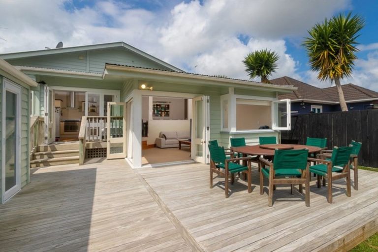 Photo of property in 8/282 Point Chevalier Road, Point Chevalier, Auckland, 1022