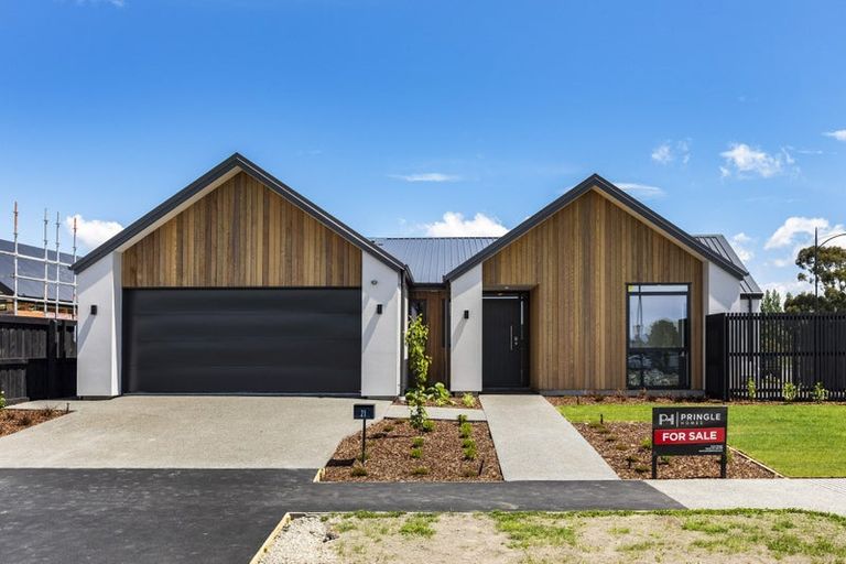 Photo of property in 21 Burkett Street, Marshland, Christchurch, 8051