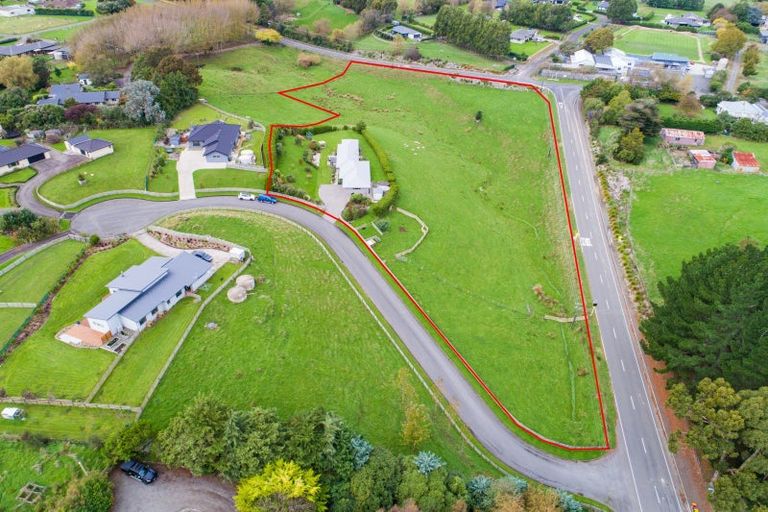 Photo of property in 100 Greer Court, Bunnythorpe, Palmerston North, 4481