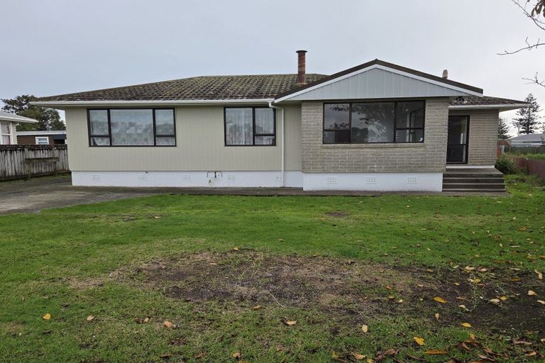 Photo of property in 25 Battiscombe Terrace, Waitara, 4320