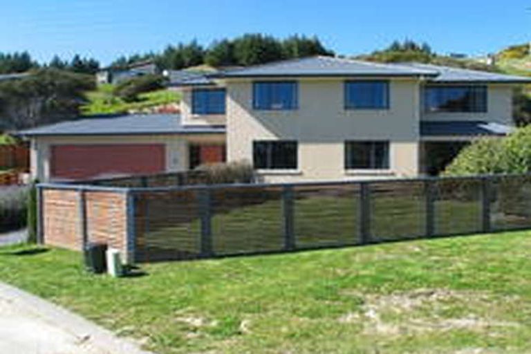 Photo of property in 14 Botany Lane, Whitby, Porirua, 5024