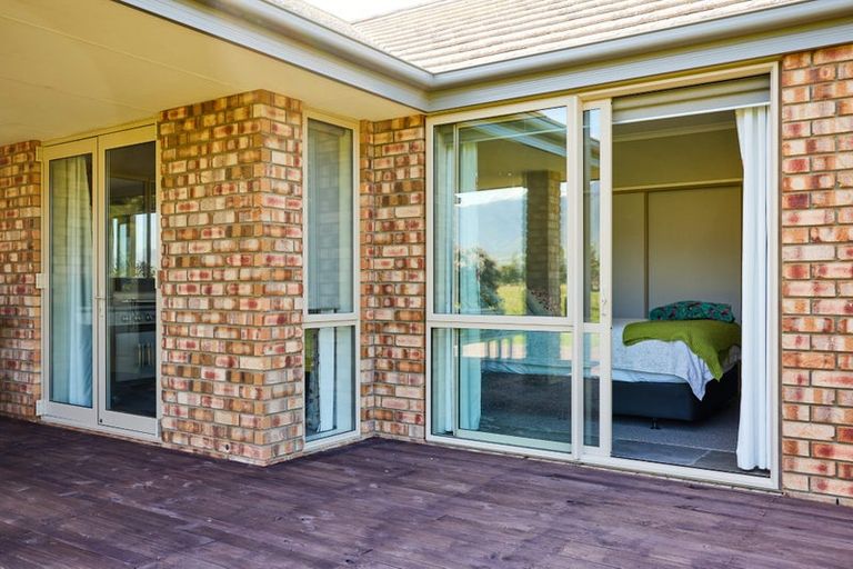 Photo of property in 16 Titoki Drive, Kaikoura Flat, Kaikoura, 7371