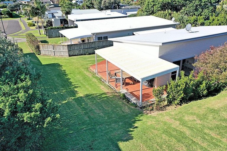 Photo of property in 34 Dolphin Drive, Whiritoa, Whangamata, 3691