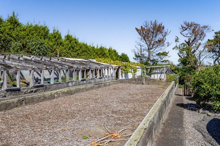 Photo of property in 100a Queens Road, Glen Avon, New Plymouth, 4312