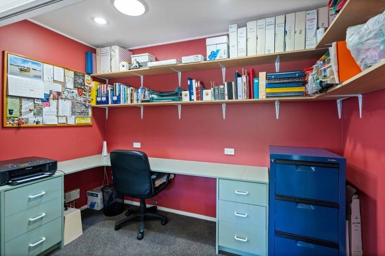 Photo of property in 32 Cruickshank Crescent, Rosedale, Invercargill, 9810