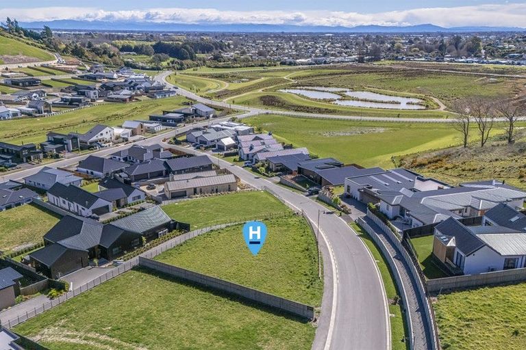 Photo of property in 24 Carex Rise, Cracroft, Christchurch, 8022