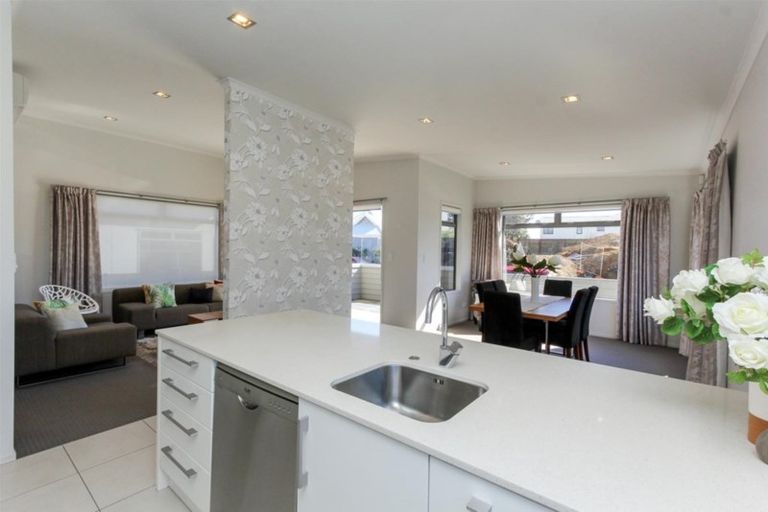 Photo of property in 16 Buller Street, New Plymouth, 4310