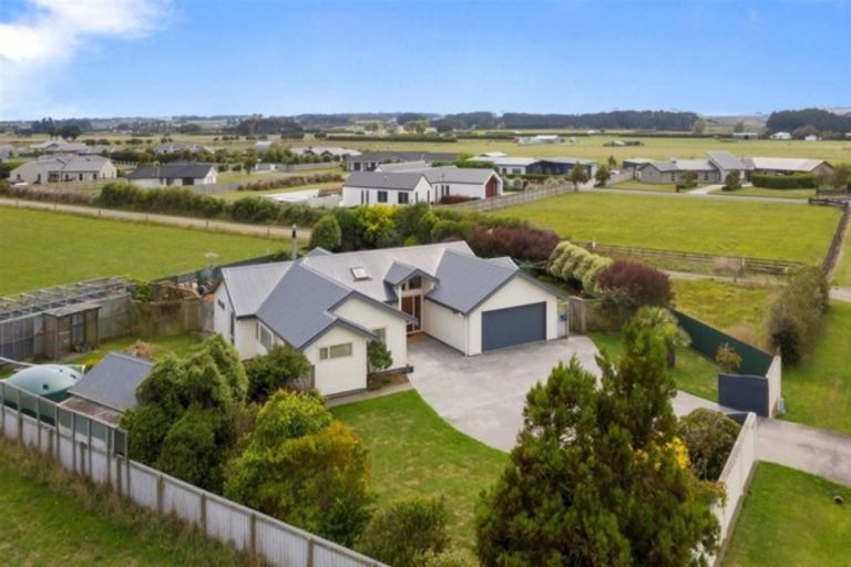 Photo of property in 437 Turuturu Road, Hawera, 4674