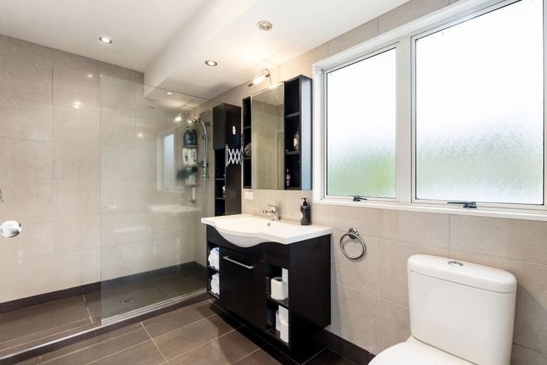 Photo of property in 24b View Road, Shelly Park, Auckland, 2014